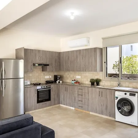 度假居 Sunnyvillas 3br House Private Pool Poly *