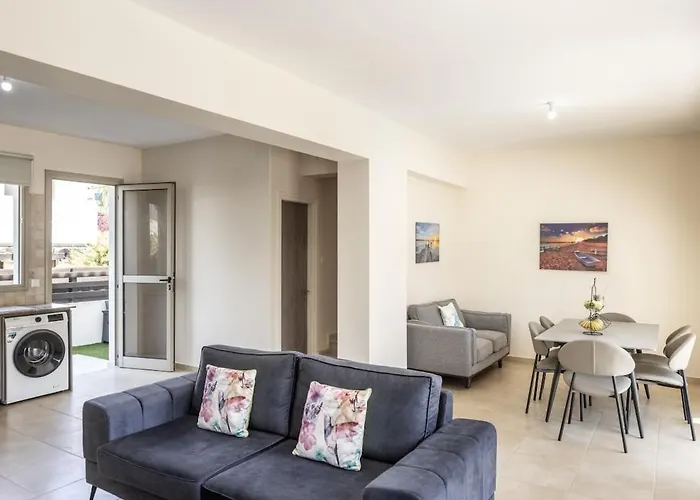 Prázdninový dům Sunnyvillas 3br House Private Pool Poly