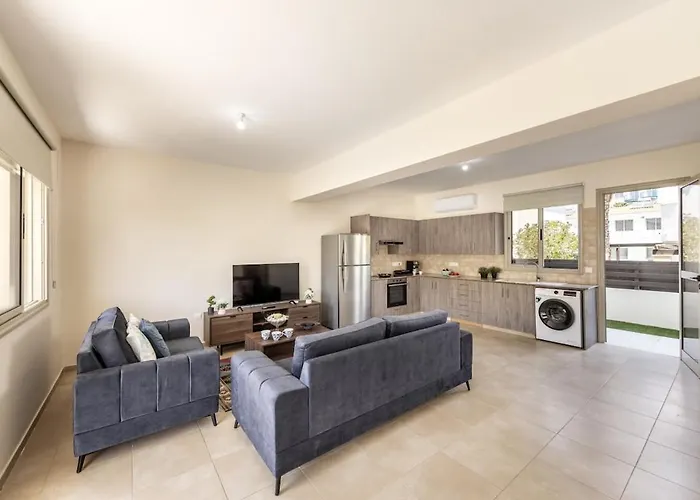 Sunnyvillas 3br House Private Pool Poly